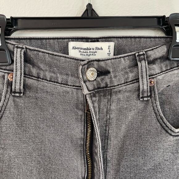 Abercrombie & Fitch Curve Love The Ankle Straight Ultra High Rise Jeans (4s) - Picture 4 of 7